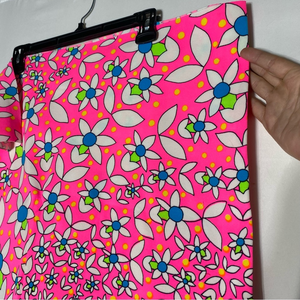 Vintage Floral Pink Fabric with Blue and White Accents - Picture 9 of 11